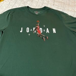 XXL Air Jordan Holiday 2021 mens t-shirt